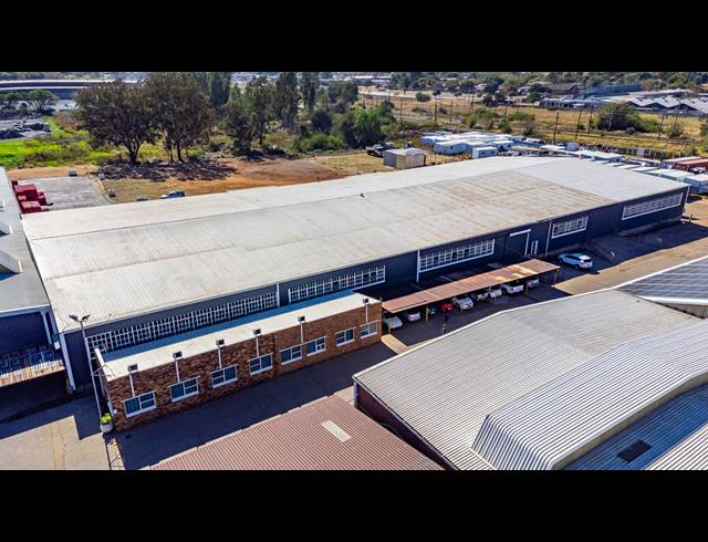 1,000M² WORKSHOP TO LET IN NOLDICK